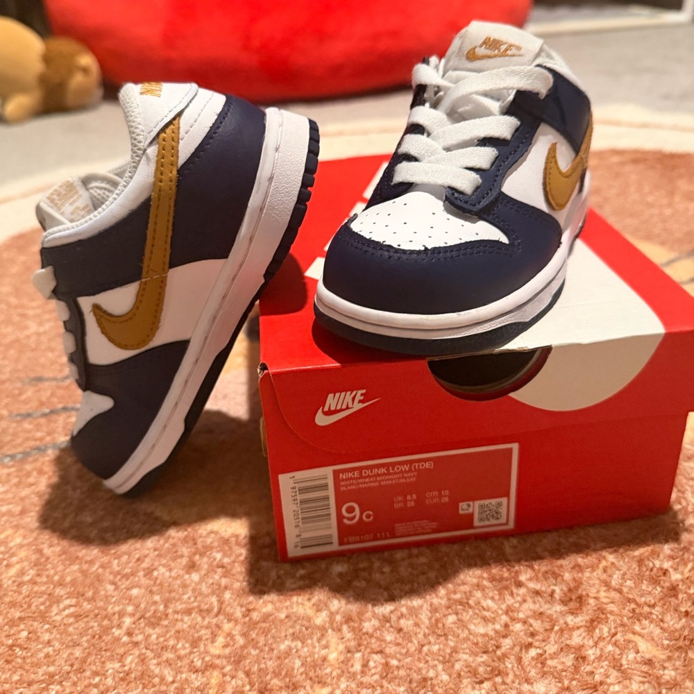 Nike Kids Dunk Low Sneakers - Navy, White, Gold